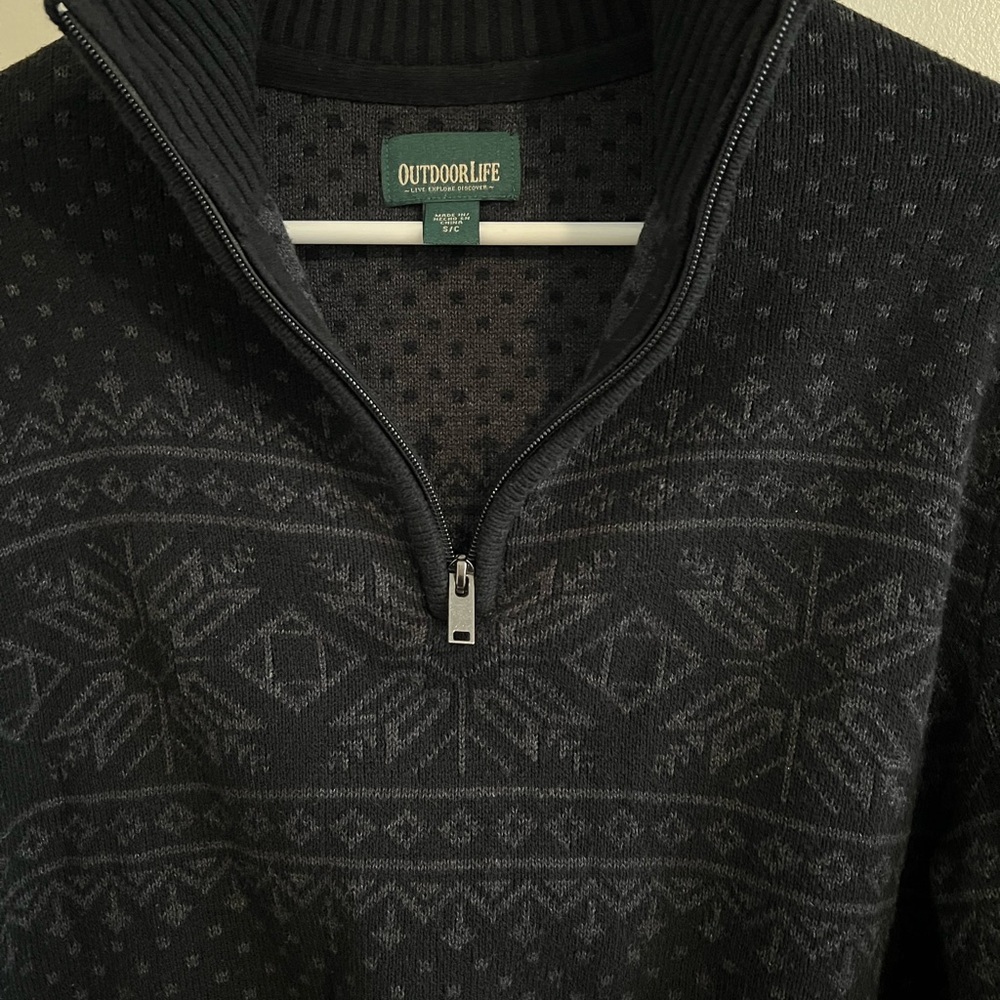 Outdoor Life Black Patterned Men's Sweater